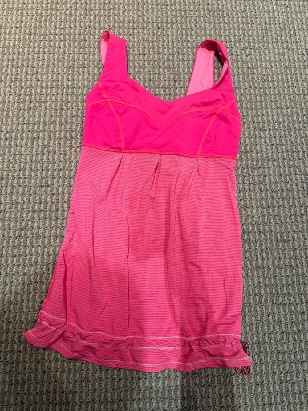 Lululemon Women’s Pink Tank top